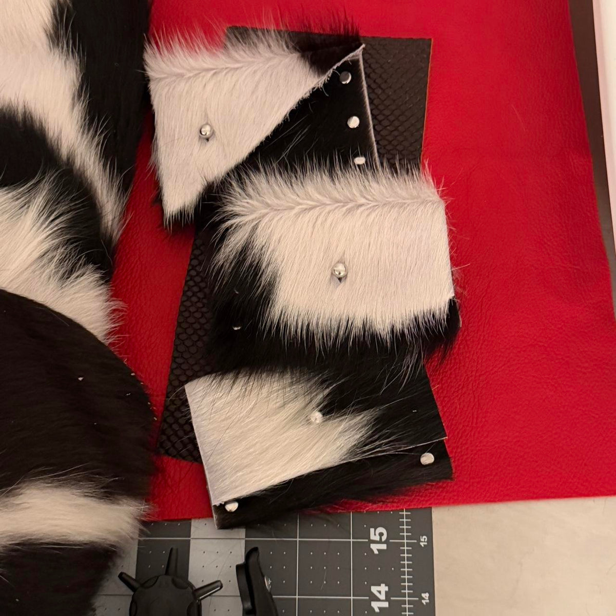 Black and White Cowhide Cardholder